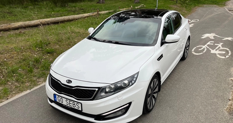 Kia Optima cena 38900 przebieg: 230000, rok produkcji 2012 z Brańsk małe 352